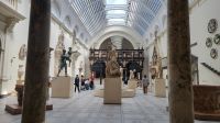 123 - London, Victoria & Albert Museum
