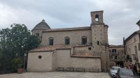 Eine der vielen Kirchen in Gerace