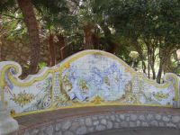 Capri, eine kühle Bank für heiße Tage im Garten des Augustus