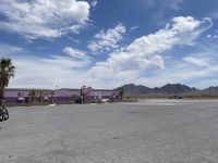 Weiter geht es durch die Wüste, vorbei an der 