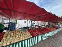 25.05.2025: kleiner Stadtrundgang durch St. Helier