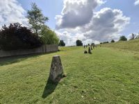 der riesige Steinkreis von Avebury ist so alt wie die Pyramiden