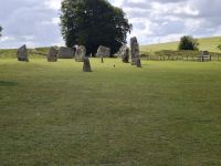 Avebury, UNESCO-Weltkulturerbe, zählt zu den größten Steinkreisen weltweit