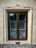 Fenster eines Bauernhauses in Kranjska Gora