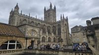 Blick zur Abteikirche Bath