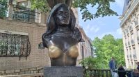 Dalida Büste Montmartre.jpg