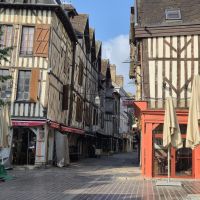 01 Troyes
