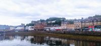 070 Oban, Uferpromenade mit McCraigs Tower