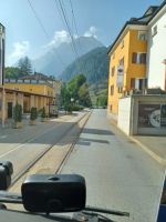Auf den Stadtschienen des Bernina Express