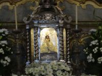 Monte, im Inneren der Wallfahrtskirche - Maria-Statue