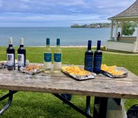 Weinprobe am Lake Ontario