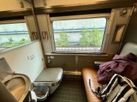 EZ Kabine, The Canadian