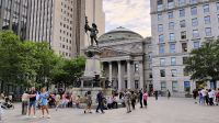 Place d’Armes mit Bank of Montreal (älteste Bank Kanadas)