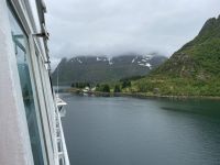 Wir durchfahren die Meeresenge Raftsundet 