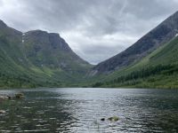 Fotostopp am Bergsee Kvanndalsvatnet 