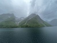 Fotostopp am Bergsee Kvanndalsvatnet 