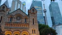 St. Andrew mit CN-Tower, Toronto 