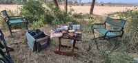 31 Buschfrühstück am Fluss