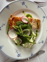 Mittagessen, MS Diana