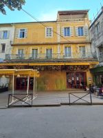 Arles