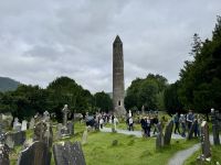 12. Tag – Tag in den Wicklow Mountains – Wandern im Tal von Glendalough – Rundturm