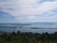 Eine diesige Panorama von Romsdalsalpen 