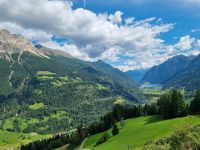 Fahrt mit dem Bernina-Express (Blick ins Val di Poschiavo)