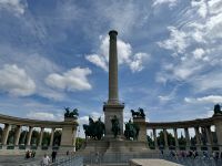 2. Tag – Stadtrundfahrt durch Budapest – Heldenplatz