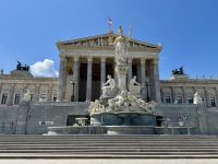 4. Tag – Wien – Spaziergang durch die Altstadt – Parlament