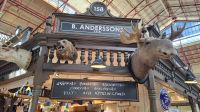 Wildstand in der Markthalle von Stockholm.jpg