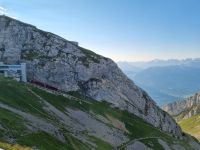 Morgenstimmung auf dem Pilatus-Kulm... (Zahnradbahn)