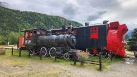 Skagway , alte Lokomotive des White Pass Summit Scenic