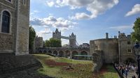 Blick zur Tower Bridge vom Tower of London