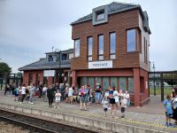Wir warten auf den Zug