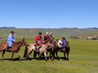 Besuch eines lokales Nadaamfestes