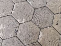 Barcelona. Straßenpflaster von Gaudí