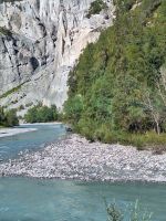 167 Fahrt mit dem Glacier Express - Fahrt durch die Rheinschlucht