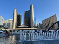 6. Tag – Stadtrundfahrt Toronto – Neues Rathaus bei Tag