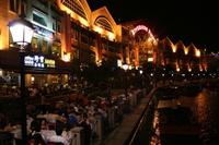 Abendspaziergang durch Singapur