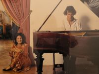 Gala und ihr Klavierlehrer 