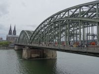 Köln - Hohenzollernbrücke mit Dom