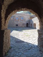 Der Innenhof des Monastero San Filipo in Frazzano - Sizilien 