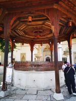 Der Brunnen an der  Bascarsija Moschee