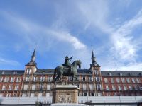Plaza Mayor - die Statue vom Felipe III. - Madrid, Spanien