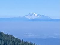 Mount Baker vom Peak Chair aus auf Grouse Mountain