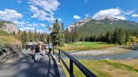 Spaziergang am Banff Springs Hotel