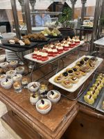 Teil des Desserts im Hotel 