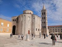 Forum mit Kathedrale