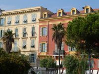 italienisches Flair am Place Massena in Nizza 