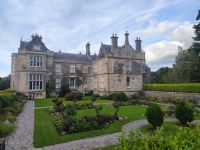 090-Muckross House